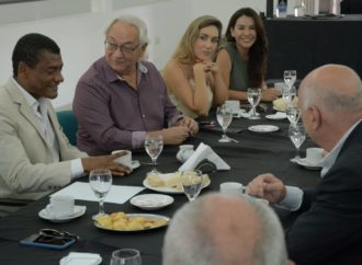 Leiva: «El diálogo enriquece la visión de los gobernantes»