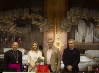 ALBERTO FERNANDEZ EN MEXICO