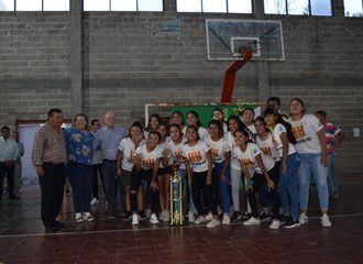 LA LIGA SALTEÑA DE FUTBOL HIZO ENTREGA DE LOS PREMIOS