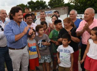 Sáenz inauguró obras de infraestructura e iluminación en Joaquín V. González