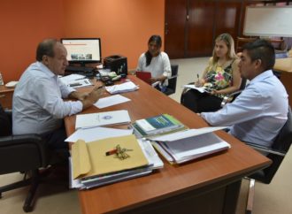 El ministro Villada recibió al intendente de San Antonio de los Cobres