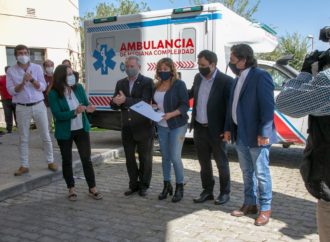 Los hospitales recibieron ambulancias