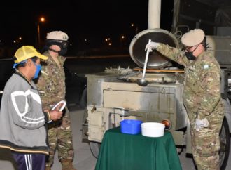 Con apoyo del Ejército, Desarrollo Social articuló cinco operativos de asistencia alimentaria