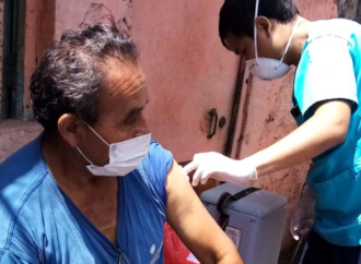 Continúa la campaña de vacunas antigripales para los adultos mayores