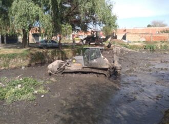Avanza la limpieza de canales de gran envergadura