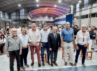 Madile y causarano asistieron a la inauguración de un polideportivo de GyT