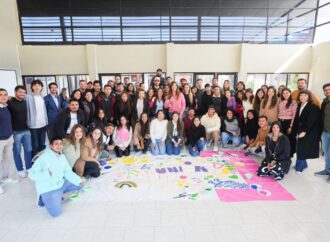 Bettina Romero: «Seguiremos trabajando para abrir más espacios de encuentro a los jóvenes»