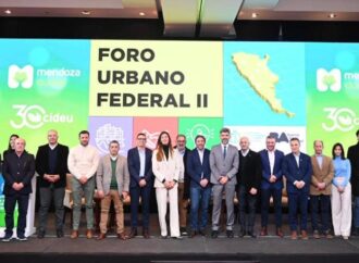 Bettina Romero representó a Salta en el Congreso Internacional de ciudades sostenibles