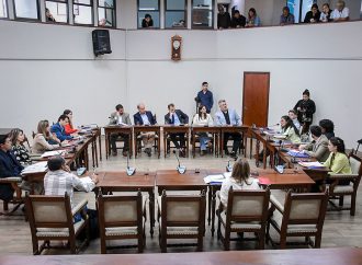 Candidatos a convencionales expusieron sus propuestas para la reforma de la Carta Municipal