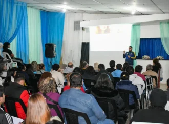 La Municipalidad capacita a vecinos en el uso de ChatGPT