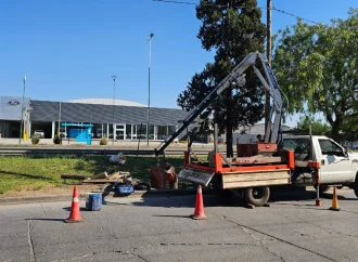 La Municipalidad limpió los tramos subterráneos del canal Tavella