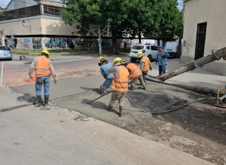 La Municipalidad renueva la calzada en distintos frentes de obra
