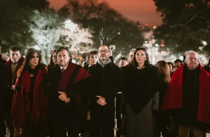 El Intendente acompañó la Guardia Bajo las Estrellas en memoria al General Güemes