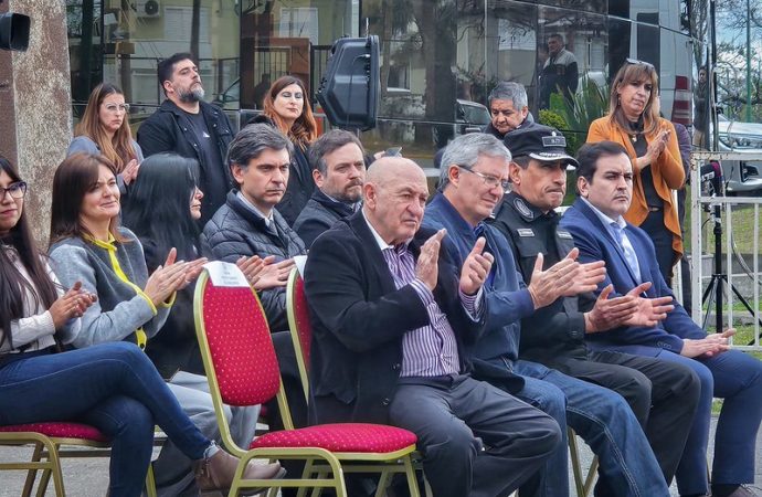 Se realizó esta mañana la entrega de diez nuevos vehículos para la Policía de Salta