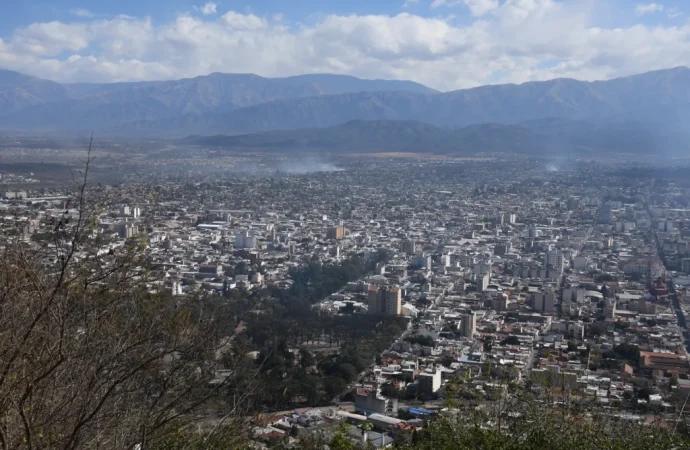 ¡Atención! Rige un alerta por incendios forestales en la ciudad